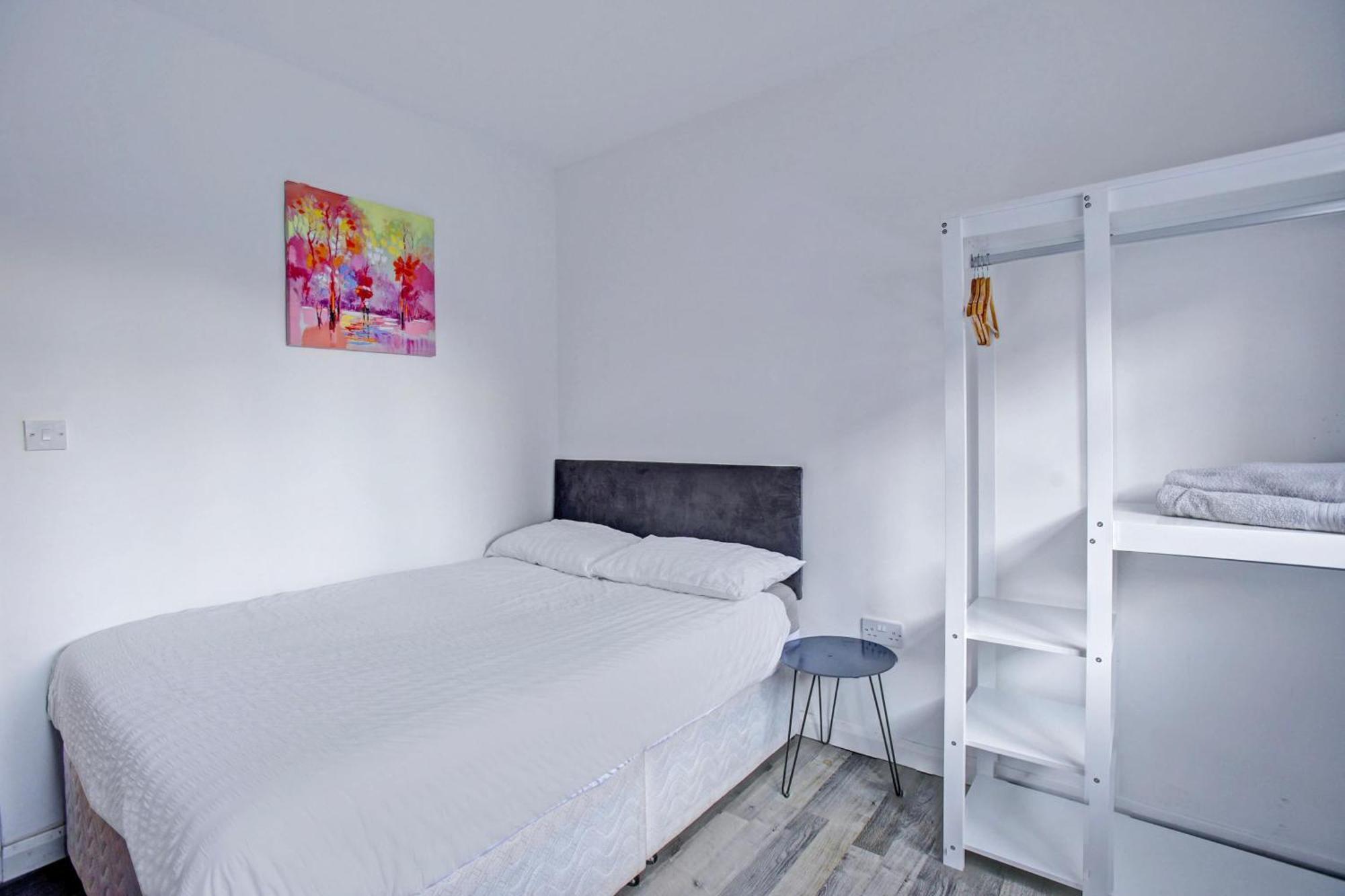 Oyo Aparthotel Hathern Ngoại thất bức ảnh