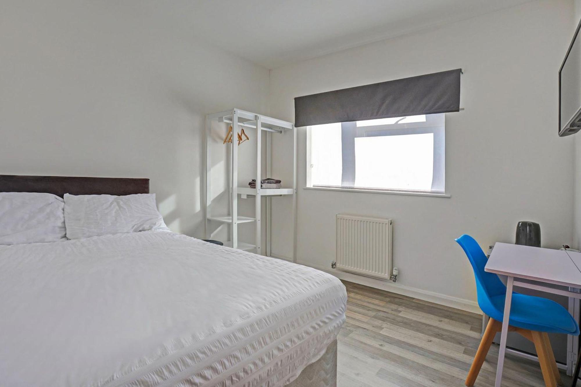 Oyo Aparthotel Hathern Ngoại thất bức ảnh