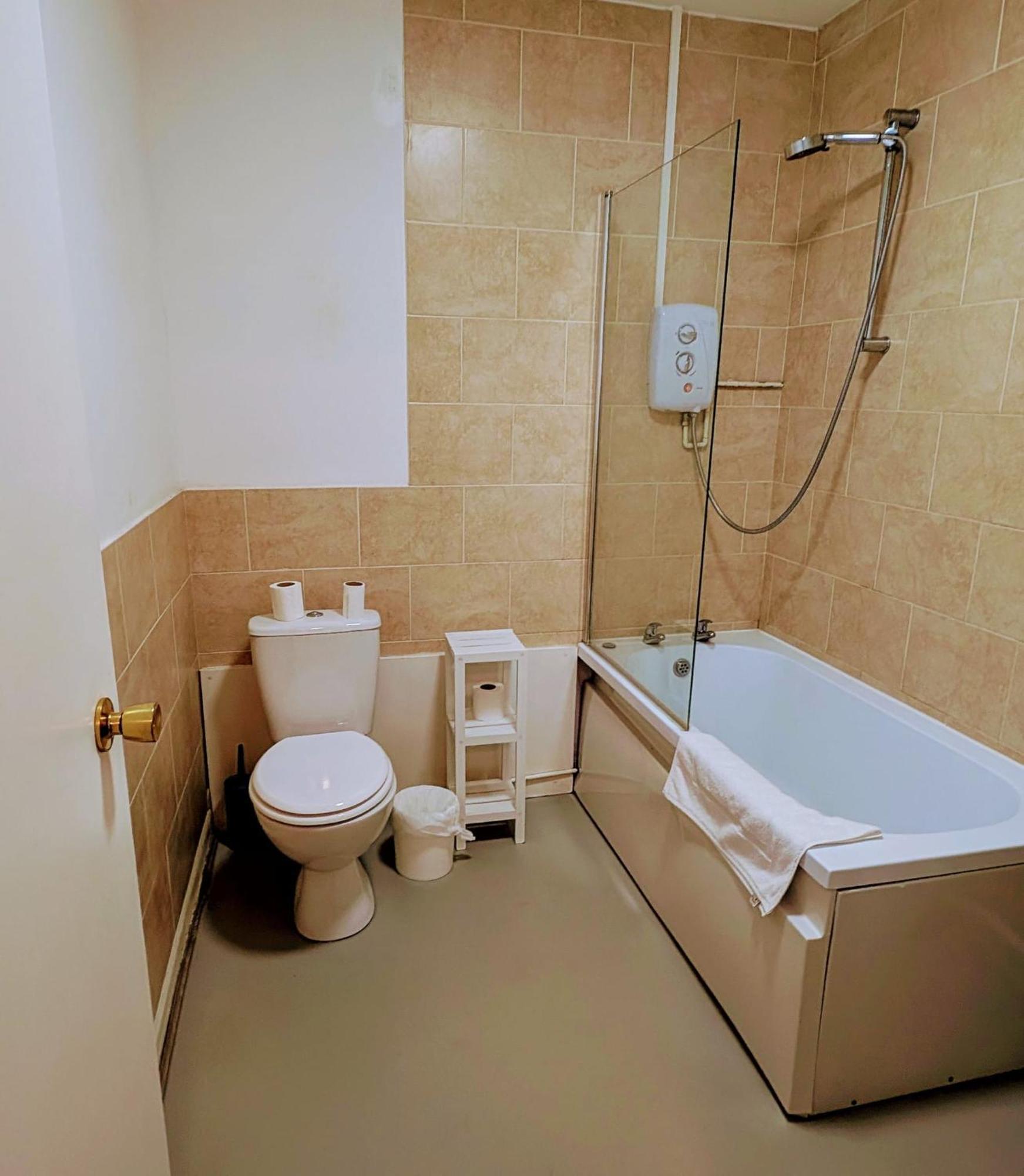 Oyo Aparthotel Hathern Ngoại thất bức ảnh