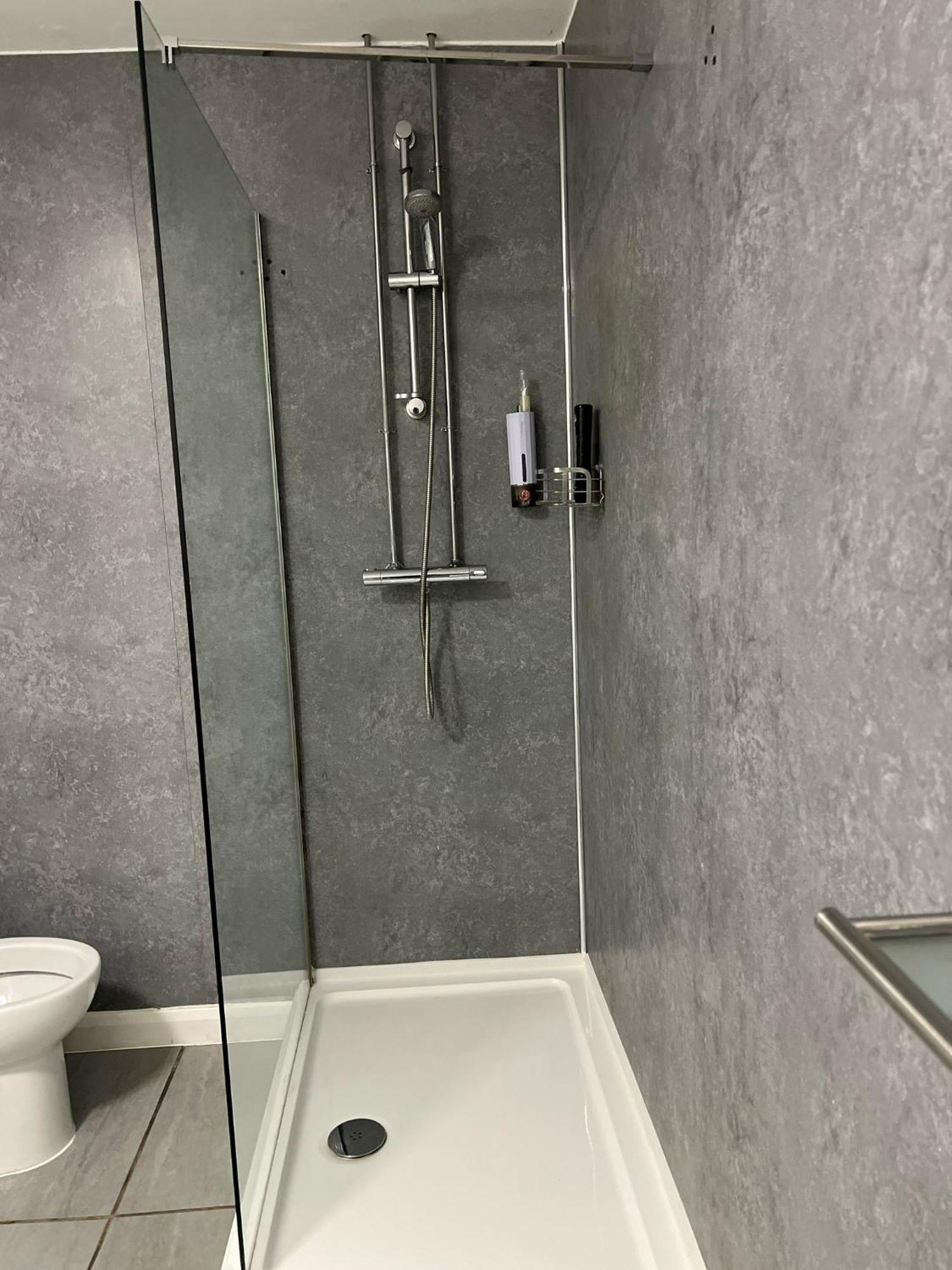 Oyo Aparthotel Hathern Ngoại thất bức ảnh
